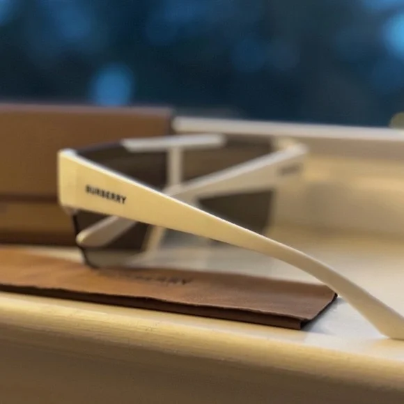 Burberry Women's Sunglasses in White - Picture 5 of 5